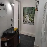 Le Miroir Aux Fees Bed & Breakfast