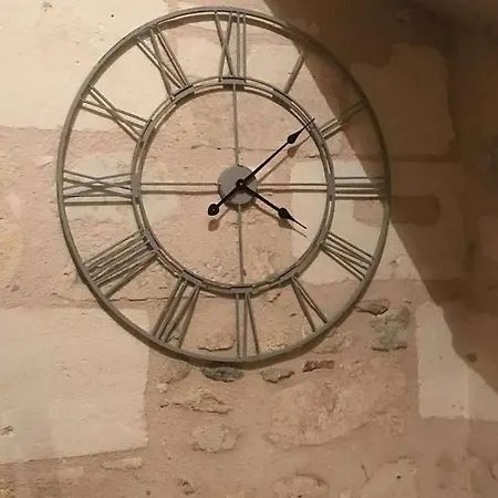 Le Miroir Aux Fees 3*