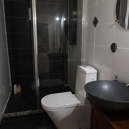 Le Miroir Aux Fees 2* Bordeaux
