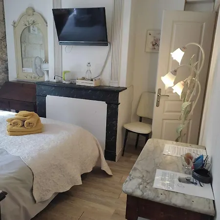 Le Miroir Aux Fées Burdeos