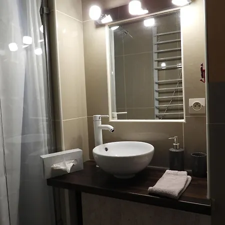 Le Miroir Aux Fees Nocleg ze śniadaniem Bordeaux