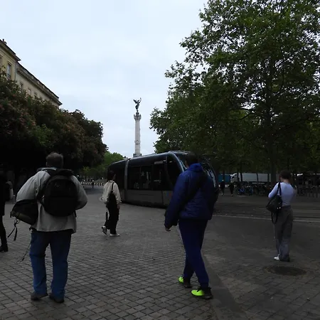 Nocleg ze śniadaniem Le Miroir Aux Fees Bordeaux
