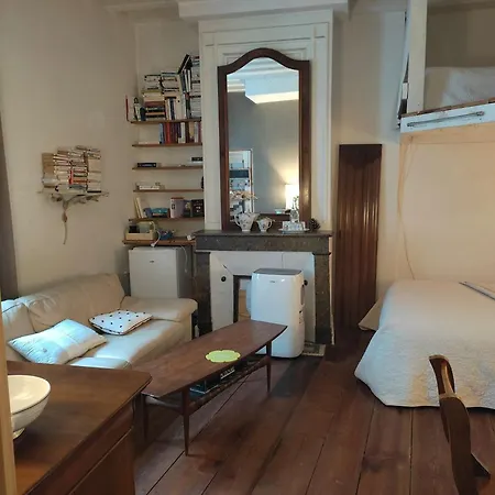 Le Miroir Aux Fees Bed & Breakfast Bordeaux