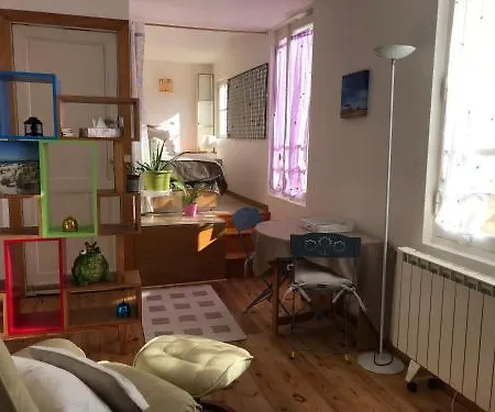 Le Miroir Aux Fées