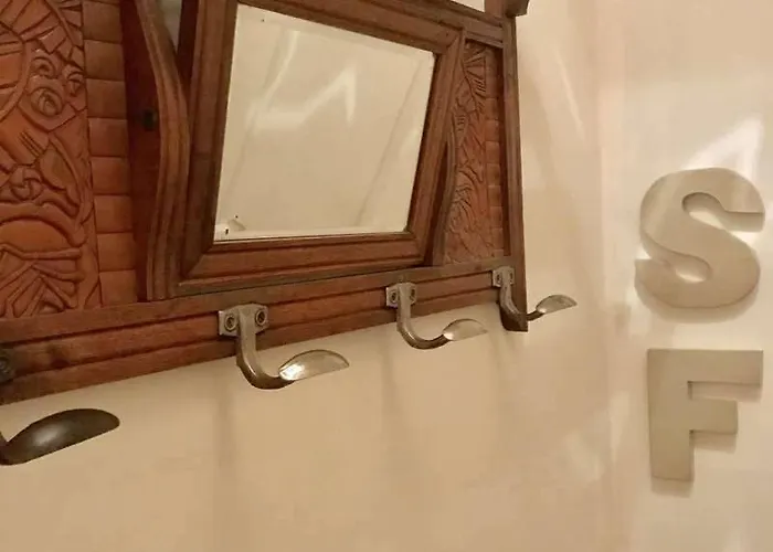 Le Miroir Aux Fees