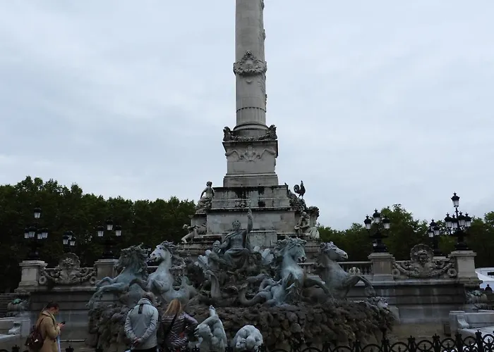 Le Miroir Aux Fees Bordeaux