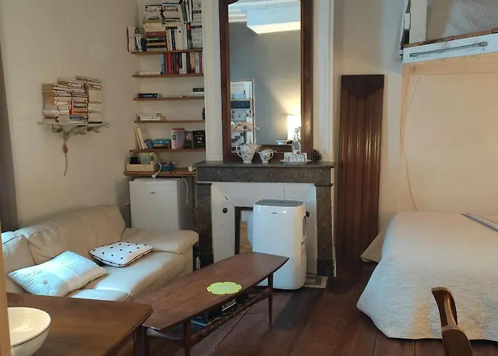 Le Miroir Aux Fees