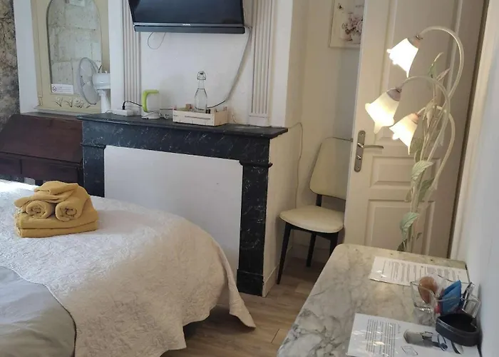 Le Miroir Aux Fees Μπορντό