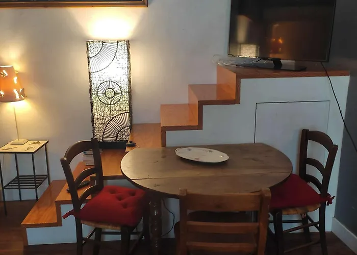 Le Miroir Aux Fees Μπορντό