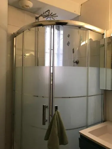 Le Miroir Aux Fees Bed & Breakfast Bordeaux