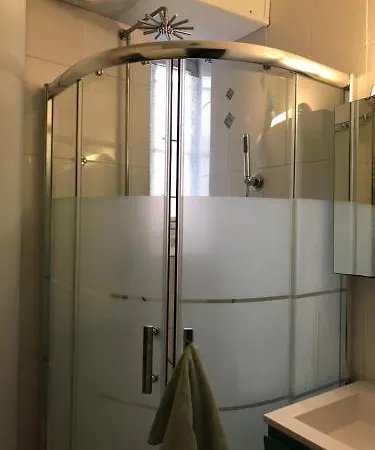 Le Miroir Aux Fees Panzió Bordeaux