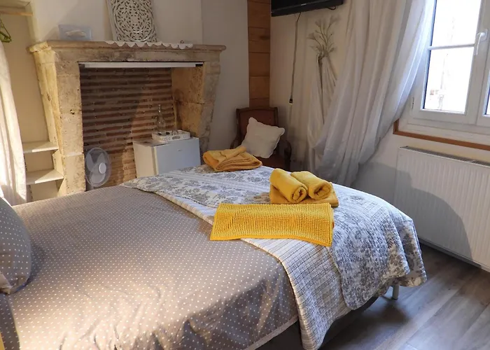 Le Miroir Aux Fees B&B 3*