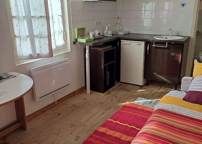 Le Miroir Aux Fees 보르도