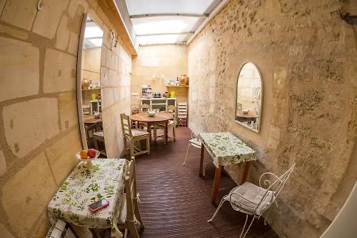 Le Miroir Aux Fees 보르도