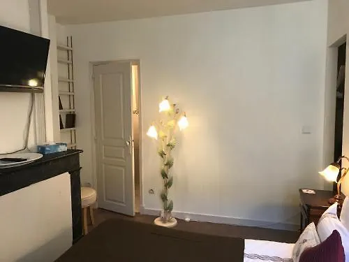 Le Miroir Aux Fees B&B 3*